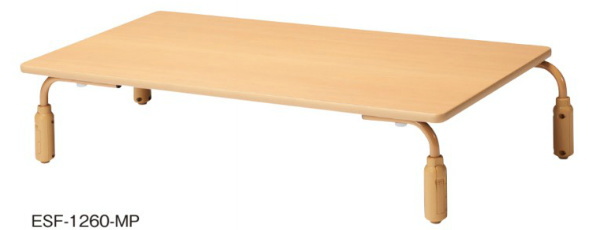 幼稚園 保育園 で多数使用されている マスセット社の 安全な ローテーブル